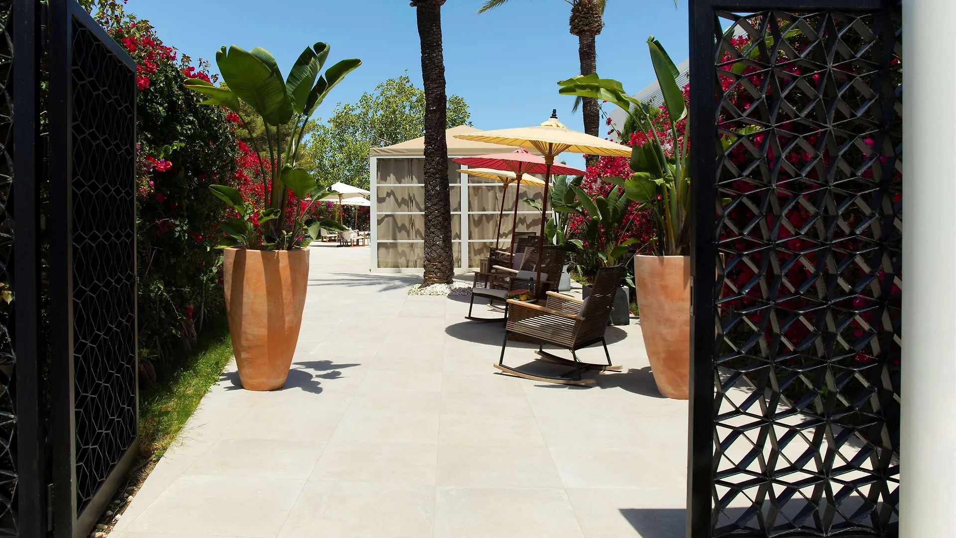Me Ibiza - The Leading Hotels Of The World Santa Eularia des Riu 5*,  Spain