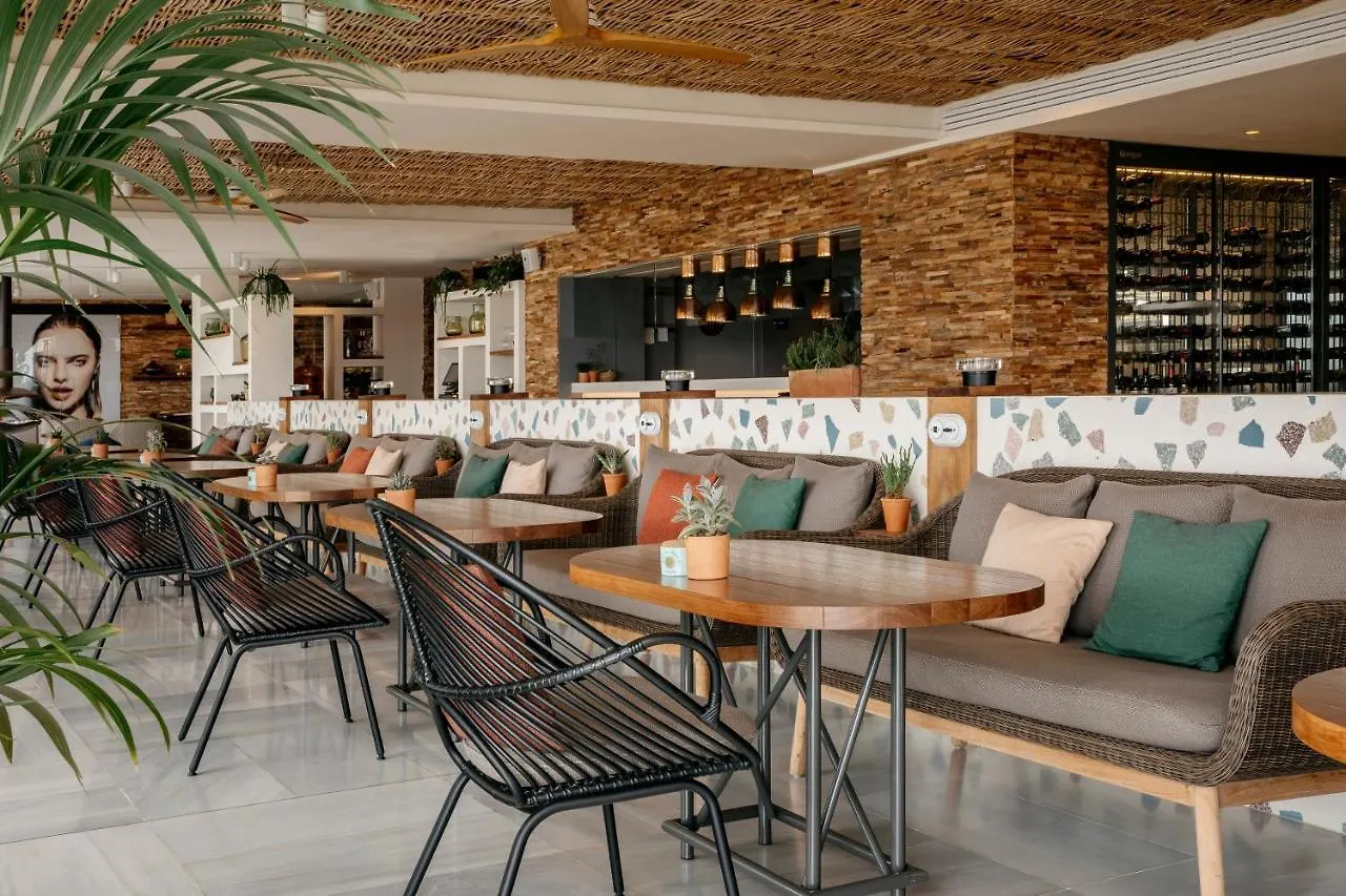 Me Ibiza - The Leading Hotels Of The World Santa Eularia des Riu 5*,