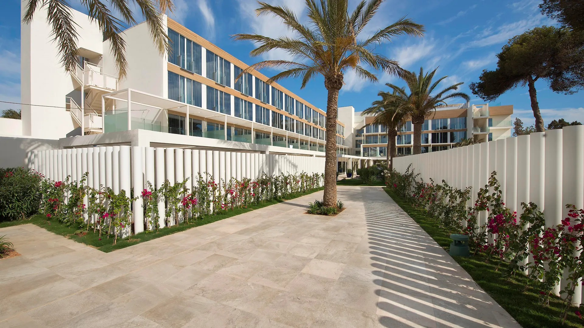 Me Ibiza - The Leading Hotels Of The World Santa Eularia des Riu