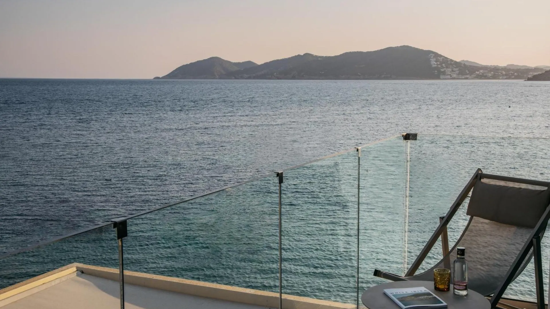 Me Ibiza - The Leading Hotels Of The World Santa Eularia des Riu